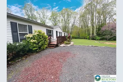 29 Hollyberry Lane, Penn Forrest, PA 18229 - Photo 3