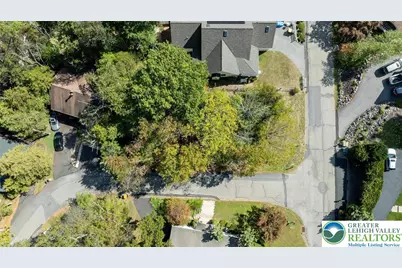 82 Lenape Trail, Upper Mt Bethel Twp, PA 18343 - Photo 3