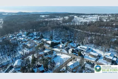 82 Lenape Trail, Upper Mt Bethel Twp, PA 18343 - Photo 7