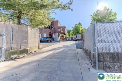 359 W Tilghman Street, Allentown City, PA 18102 - Photo 7