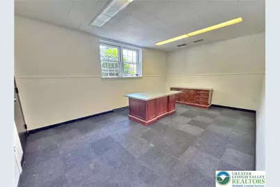 825 N 19th Street #Office 9, Allentown City, PA 18104 - Photo 3