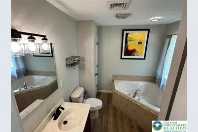 7190 Rimrock Drive, Coolbaugh Twp, PA 18466 - Photo 9