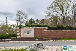 384 Blue Mountain Dr, Luzerne, PA 18202 - Photo 3