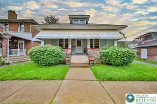 30 S 16th St, Wilson Boro, PA 18042 - Photo 1