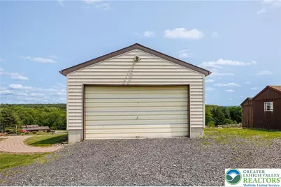 924 Hell Hollow Road, Polk Twp, PA 18058 - Photo 17