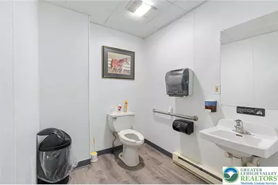 915 W Hamilton Street, Allentown City, PA 18101 - Photo 21