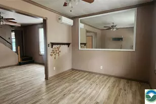 2463 Hillside Ave, Wilson Boro, PA 18042 - Photo 5