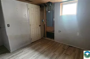 2463 Hillside Ave, Wilson Boro, PA 18042 - Photo 27