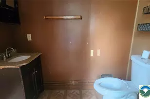 2463 Hillside Ave, Wilson Boro, PA 18042 - Photo 11