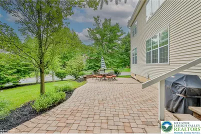 780 Ramblewood Drive, Forks Twp, PA 18040 - Photo 5