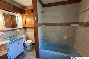 3538 Mountain Rd, Washington Township, PA 18080 - Photo 9