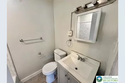 909 Genesee Street, Allentown City, PA 18103 - Photo 5