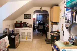 86 Garibaldi Ave, Roseto Boro, PA 18013 - Photo 23