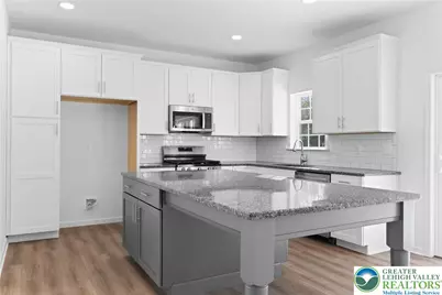 718 Route 314 #2, Pocono Twp, PA 18370 - Photo 9