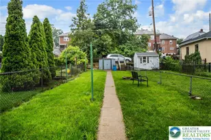 1037 Seneca St, Fountain Hill Boro, PA 18015 - Photo 35