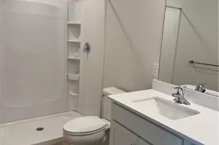 1207 Susan Cir, Upper Macungie Township, PA 18031 - Photo 9