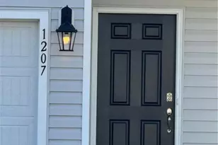 1207 Susan Cir, Upper Macungie Township, PA 18031 - Photo 3