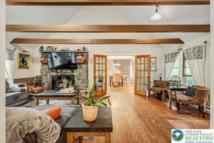 1079 Marshalls Creek Rd, Middle Smithfield, PA 18302 - Photo 3