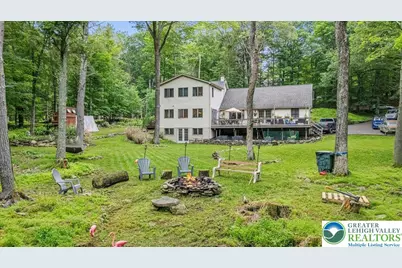 1079 Marshalls Creek Road, Middle Smithfield, PA 18302 - Photo 17