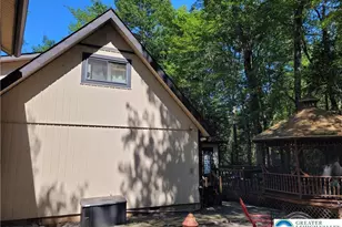 2048 Beaver Run Rd, Pocono Lake, PA 18347 - Photo 27