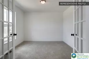 253 Center Rd, Allen Township, PA 18067 - Photo 3