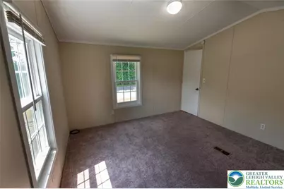 4403 Wolfs Crossing Road, North Whitehall Twp, PA 18069 - Photo 5