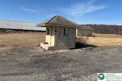 6341 Memorial Road, Heidelberg Township, PA 18053 - Photo 13