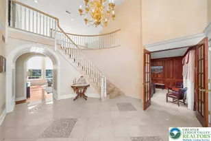 4303 W Wyndemere Cir, Lowhill Twp, PA 18078 - Photo 5