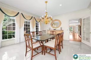 4303 W Wyndemere Cir, Lowhill Twp, PA 18078 - Photo 7