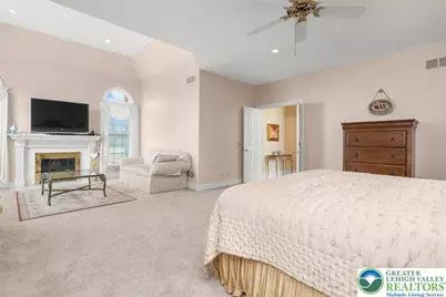 4303 W Wyndemere Circle, Lowhill Twp, PA 18078 - Photo 27