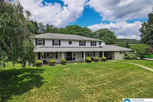 2530 Mahoning Dr W, Mahoning Twp, PA 18235 - Photo 3