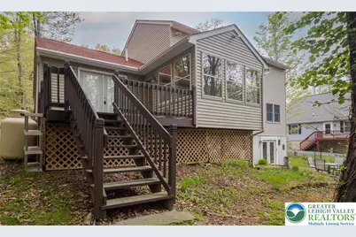 533 Maxatawny Drive, Coolbaugh Twp, PA 18347 - Photo 5