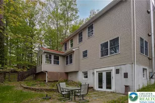 533 Maxatawny Dr, Coolbaugh Twp, PA 18347 - Photo 3