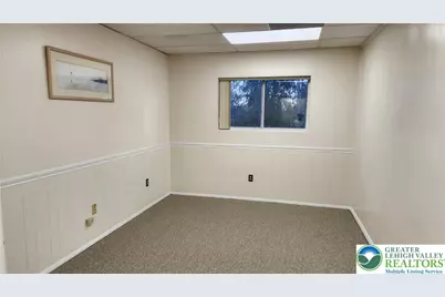 2814 Walbert Avenue, South Whitehall Township, PA 18104 - Photo 9