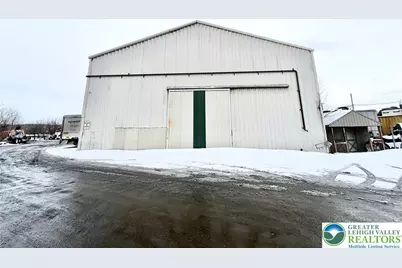 827 N Meadow Street, Allentown, PA 18102 - Photo 1