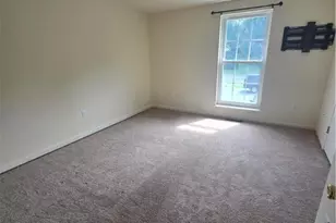 1331 Pennsylvania Ave, Emmaus Boro, PA 18049 - Photo 5