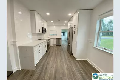 1215 W Macada Road, Hanover Twp, PA 18017 - Photo 9