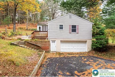 139 Johnny Bee Road, Delaware Twp, PA 18328 - Photo 9