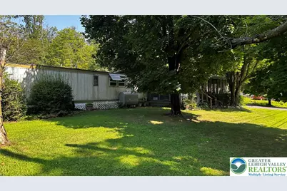 270 Lake Minsi Drive, Upper Mt Bethel Twp, PA 18013 - Photo 3