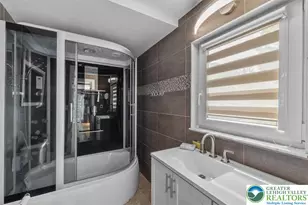 1553 Middle Rd, Stroud Twp, PA 18360 - Photo 35