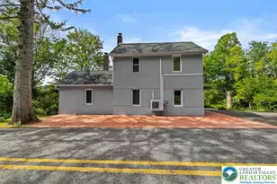 1553 Middle Rd, Stroud Twp, PA 18360 - Photo 3