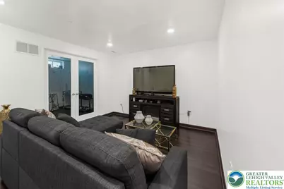 7555 Clayton Avenue, Upper Saucon Township, PA 18036 - Photo 5