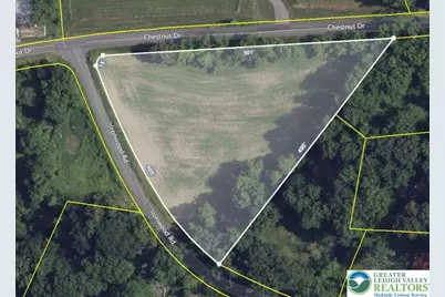 582 Ironwood Road, Lehigh Township, PA 18088 - Photo 1