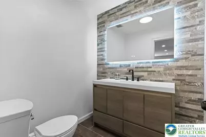 386 Camelback Road, Pocono Twp, PA 18372 - Photo 17