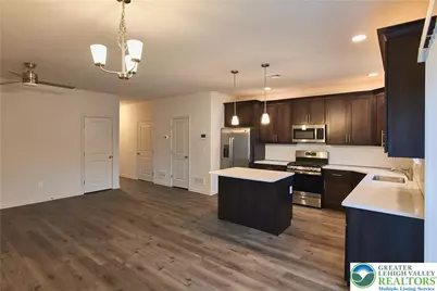 8451 Hamilton Boulevard, Upper Macungie Township, PA 18031 - Photo 13