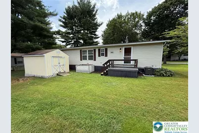 8722 Evergreen Circle, Upper Macungie Township, PA 18031 - Photo 5