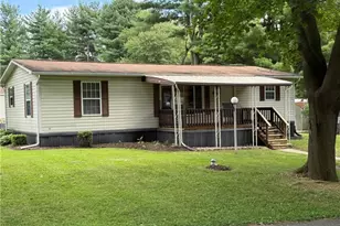 8722 Evergreen Cir, Upper Macungie Township, PA 18031 - Photo 3