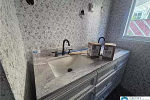 222 10th St, Easton, PA 18042 - Photo 7