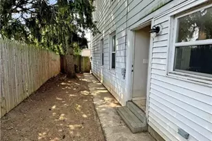 404 Centre St, Easton, PA 18042 - Photo 5