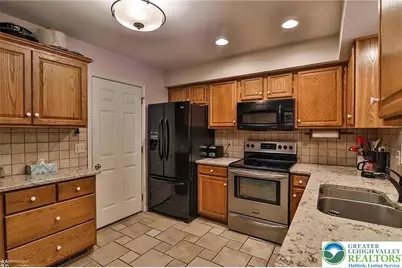 3602 Brandford Court, Bethlehem, PA 18020 - Photo 5